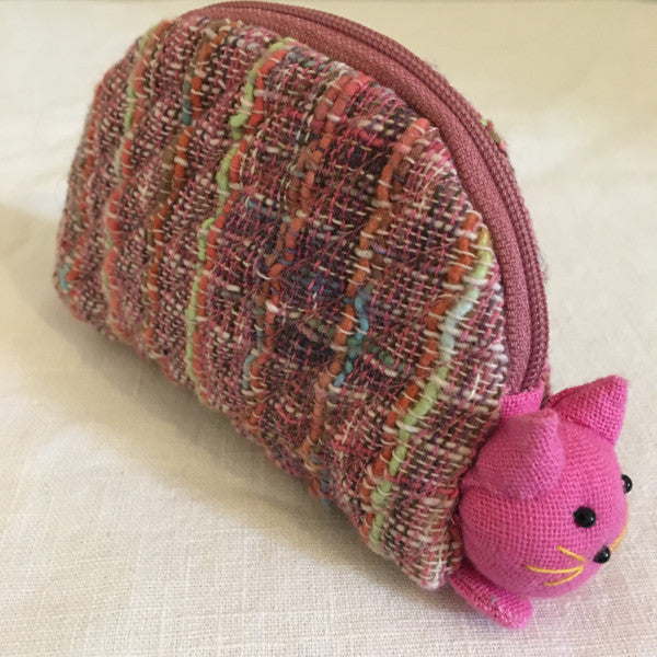 "Meow Meow" little pussy cat, cute as a box of kittens, the number one cat purse of all times