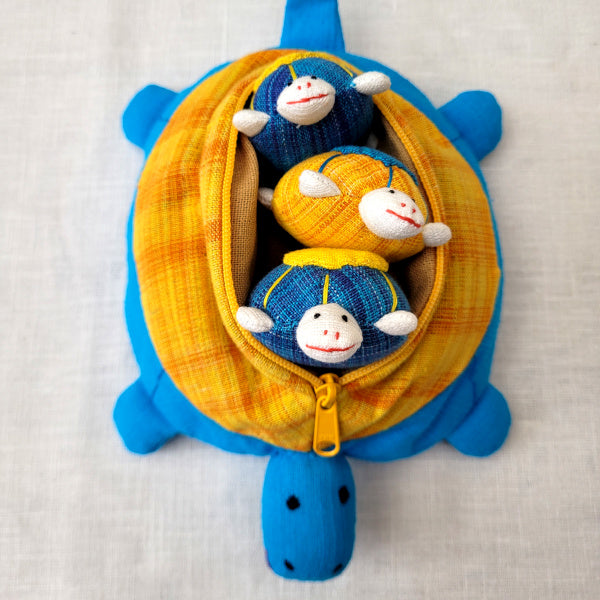 Mother Tortoise toy with 3 beautiful removable babies.
